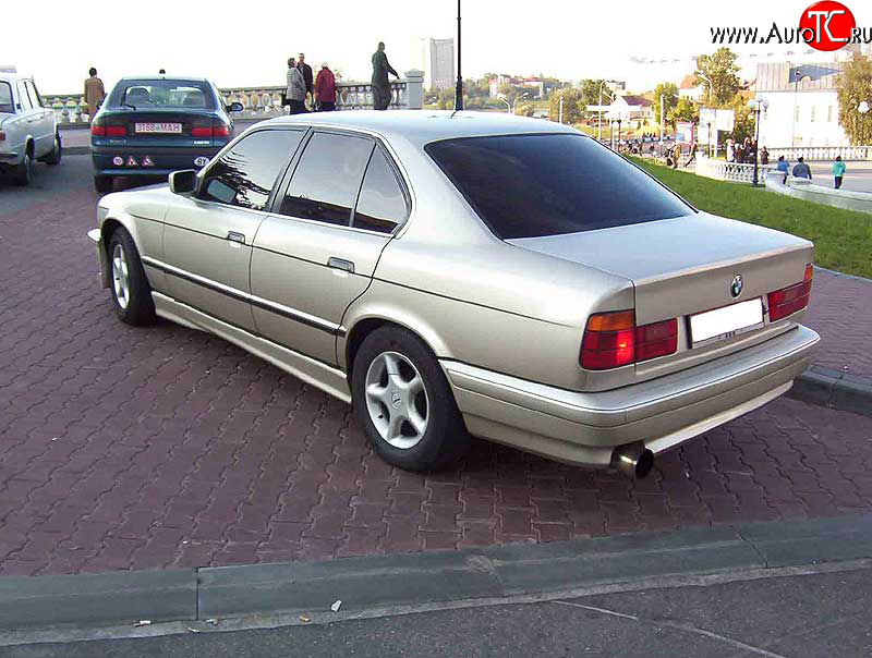 3 049 р. Пороги накладки Classic BMW 5 серия E34 седан дорестайлинг (1988-1994)  с доставкой в г. Москва