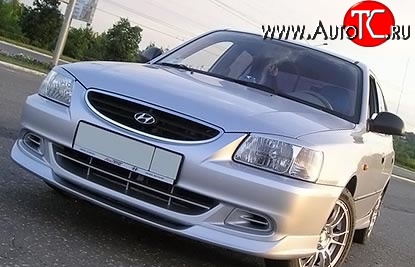 5 949 р. Накладка Street на передний бампер автомобиля Hyundai Accent седан ТагАЗ (2001-2012) (Неокрашенная)  с доставкой в г. Москва