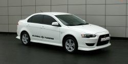 4 749 р. Пороги накладки Global-Tuning  Mitsubishi Lancer  10 (2007-2017) седан дорестайлинг, хэтчбэк дорестайлинг, седан рестайлинг, хэтчбек 5 дв рестайлинг (Неокрашенные)  с доставкой в г. Москва. Увеличить фотографию 1