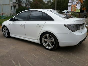 4 099 р. Пороги накладки пластиковые CT  Chevrolet Cruze ( J300,  J305,  J308) (2009-2015) седан дорестайлинг, хэтчбек дорестайлинг, седан рестайлинг, универсал рестайлинг, хэтчбек рестайлинг (Неокрашенные)  с доставкой в г. Москва. Увеличить фотографию 2