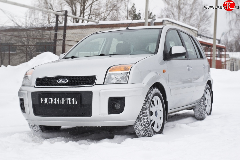 859 р. Заглушка воздухозаборника переднего бампера RA  Ford Fusion  1 (2005-2012)  рестайлинг, хэтчбэк  с доставкой в г. Москва