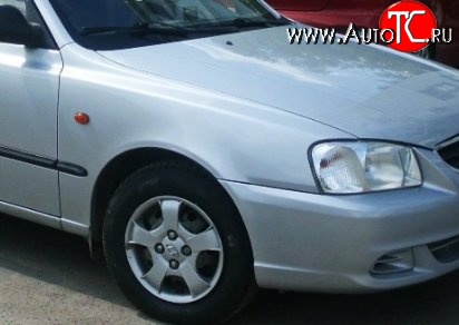 4 999 р. Переднее правое крыло Стандартное  Hyundai Accent  седан ТагАЗ (2001-2012) (Окрашенное)  с доставкой в г. Москва