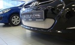 1 539 р. Сетка на бампер Russtal (хром) Hyundai Solaris RBr хэтчбэк дорестайлинг (2010-2014)  с доставкой в г. Москва. Увеличить фотографию 2