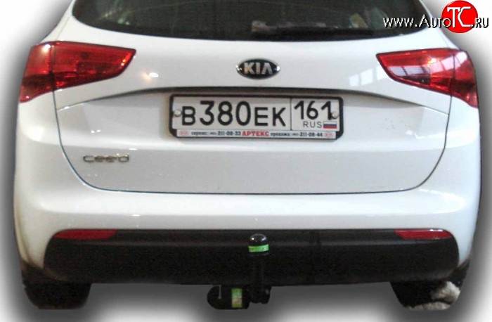 6 699 р. Фаркоп Лидер Плюс  KIA Ceed  1 ED (2010-2012) рестайлинг, хэтчбэк 5 дв. (Без электропакета)  с доставкой в г. Москва