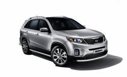 10 699 р. Защита порогов из круглой трубы диаметром 63 мм Petroil Tuning KIA Sorento XM рестайлинг (2012-2015) (Нержавеющая полированная сталь)  с доставкой в г. Москва. Увеличить фотографию 1