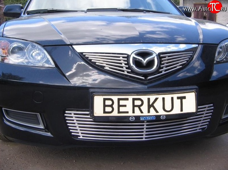 5 399 р. Декоративная вставка воздухозаборника Berkut Mazda 3/Axela BK дорестайлинг седан (2003-2006)  с доставкой в г. Москва