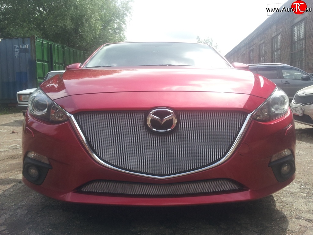 1 539 р. Нижняя сетка на бампер Russtal (хром) Mazda 3/Axela BM дорестайлинг, хэтчбэк (2013-2016)  с доставкой в г. Москва