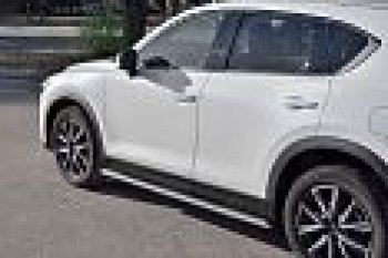 Пороги труба 120х60 овал с проступью . Russtal Mazda CX-5 KF (2016-2024)