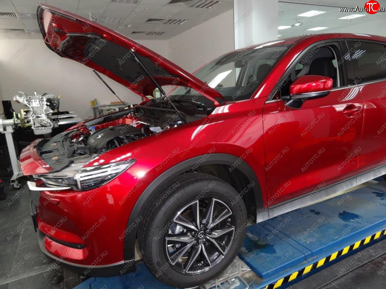 2 049 р. Упоры капота Russtal Mazda CX-5 KF (2016-2024)  с доставкой в г. Москва