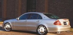 5 599 р. Лип спойлер CT Mercedes-Benz E-Class W211 дорестайлинг седан (2002-2006) (Неокрашенный)  с доставкой в г. Москва. Увеличить фотографию 3