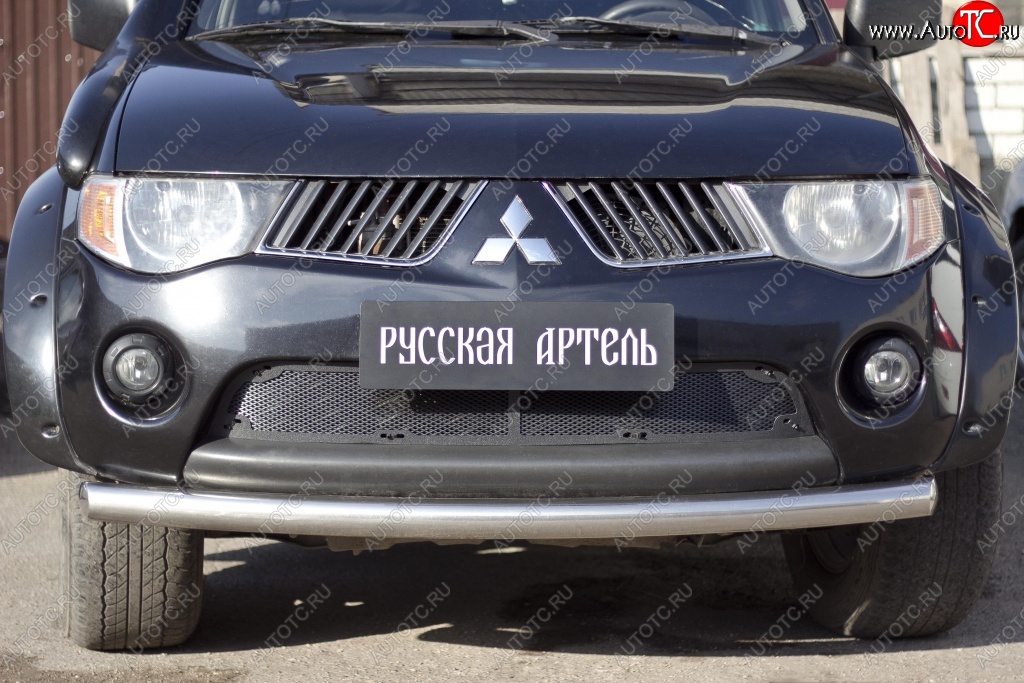 2 499 р. Защитная сетка решетки переднего бампера РА Mitsubishi L200 4  дорестайлинг (2006-2014)  с доставкой в г. Москва