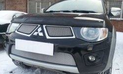 Нижняя сетка на бампер Russtal (хром) Mitsubishi L200 4  дорестайлинг (2006-2014)