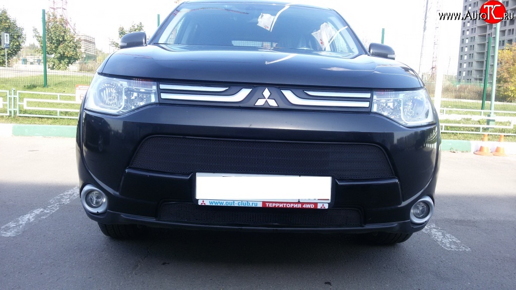 3 999 р. Сетка на бампер (рестайлинг) Russtal (черная)  Mitsubishi Outlander  GF (2012-2014) дорестайлинг  с доставкой в г. Москва