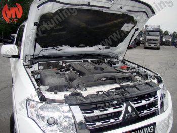 4 099 р. Упор капота MV-Tuning (двойной) Mitsubishi Pajero 4 V90 дорестайлинг (2006-2011)  с доставкой в г. Москва. Увеличить фотографию 1