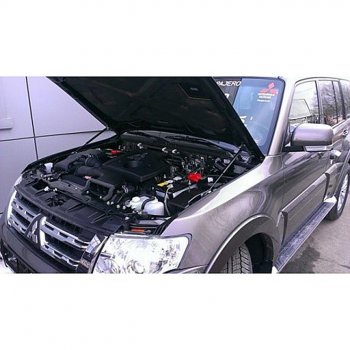 2 349 р. Упоры капота Russtal  Mitsubishi Pajero ( 4 V90,  4 V80) (2006-2020) дорестайлинг, дорестайлинг, 1-ый рестайлинг, 3 дв. 1-ый рестайлинг, 2-ой рестайлинг  с доставкой в г. Москва. Увеличить фотографию 1