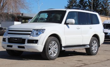 32 999 р. Бампер передний Broomer Design Mitsubishi Pajero 4 V90 дорестайлинг (2006-2011) (Неокрашенный)  с доставкой в г. Москва. Увеличить фотографию 1