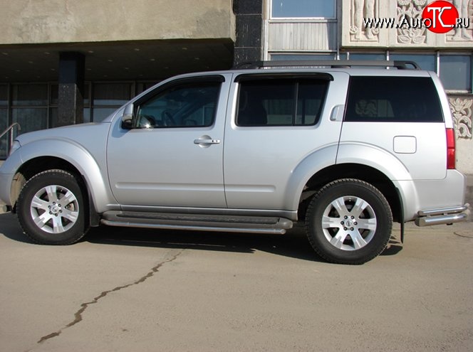 8 799 р. Защита порогов d43 мм Металл Дизайн Nissan Pathfinder R51 дорестайлинг (2004-2007) (полированная нержавейка)  с доставкой в г. Москва