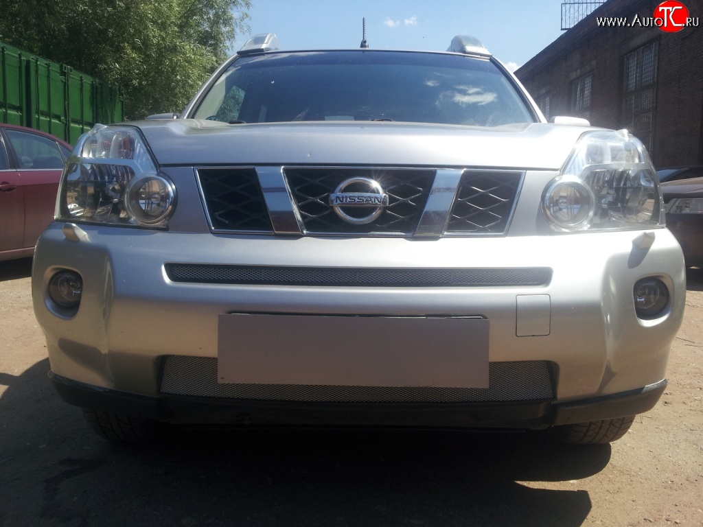 1 539 р. Нижняя сетка на бампер Russtal (хром) Nissan X-trail 2 T31 дорестайлинг (2007-2011)  с доставкой в г. Москва