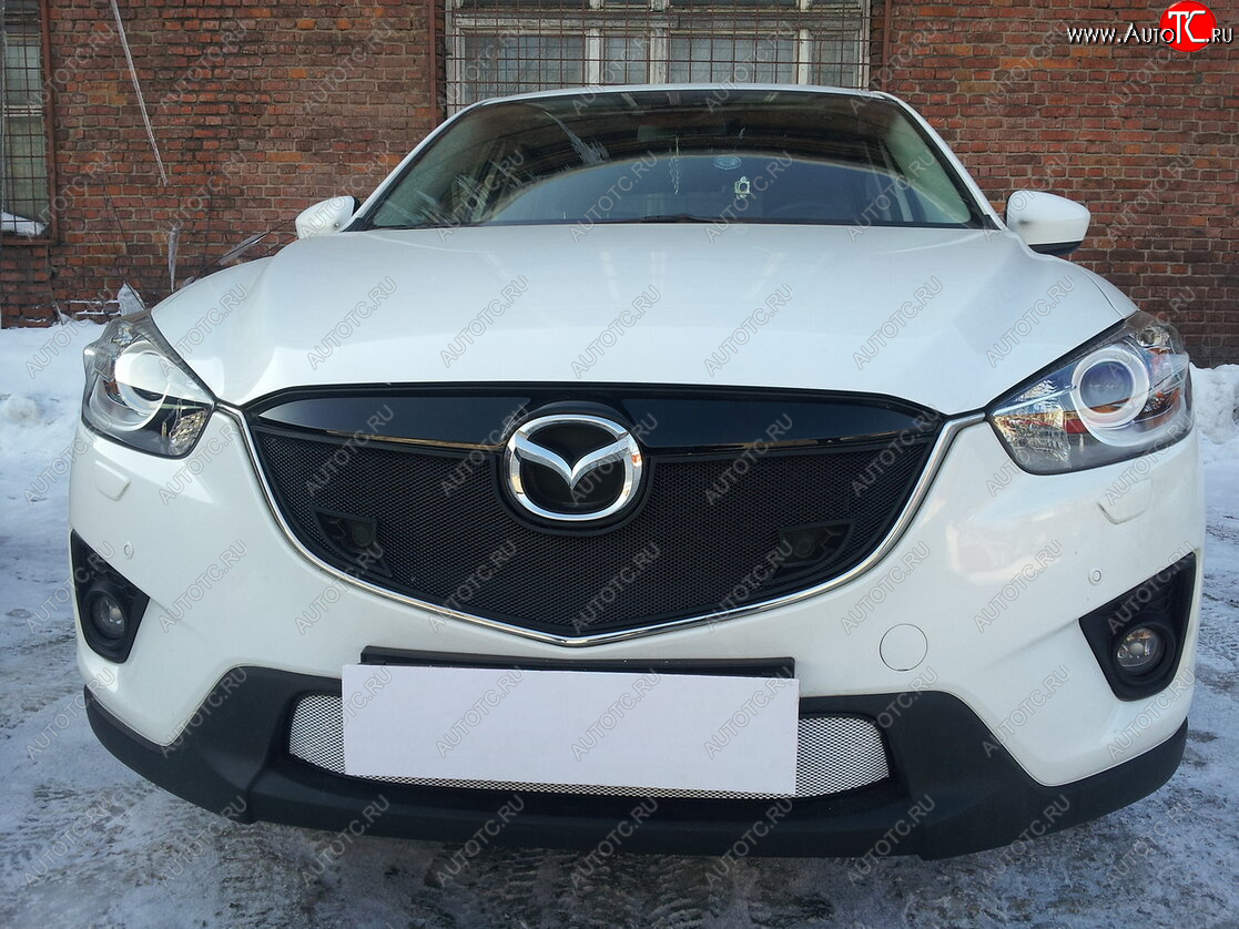 3 099 р. Защитная сетка в бампер (низ, ячейка 3х7 мм) Alfeco Стандарт Mazda CX-5 KE дорестайлинг (2011-2014) (Хром)  с доставкой в г. Москва