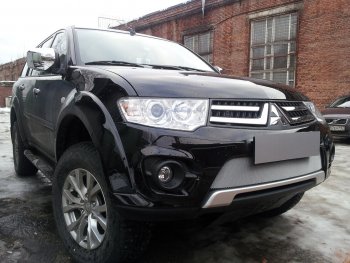 4 299 р. Защитная сетка в бампер (низ, ячейка 3х7 мм) Alfeco Стандарт Mitsubishi L200 4  рестайлинг (2013-2016) (Хром)  с доставкой в г. Москва. Увеличить фотографию 3