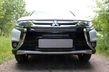 7 249 р. Защитная сетка в бампер (4 части, ячейка 3х7 мм) Alfeco Стандарт  Mitsubishi Outlander  GF (2015-2018) 2-ой рестайлинг (Хром)  с доставкой в г. Москва. Увеличить фотографию 3