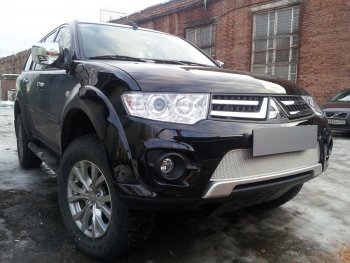 4 299 р. Защитная сетка в бампер (низ, ячейка 4х10 мм) Alfeco Премиум Mitsubishi L200 4  рестайлинг (2013-2016) (Хром)  с доставкой в г. Москва. Увеличить фотографию 4