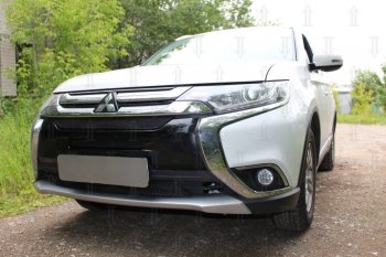 10 399 р. Защитная сетка в бампер (3 части, ячейка 4х10 мм) Alfeco Премиум  Mitsubishi Outlander  GF (2015-2018) 2-ой рестайлинг (Чёрная)  с доставкой в г. Москва. Увеличить фотографию 2