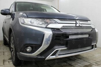 9 749 р. Защитная сетка в бампер (3 части, ячейка 4х10 мм) Alfeco Премиум Mitsubishi Outlander GF 3-ий рестайлинг (2018-2022) (Хром)  с доставкой в г. Москва. Увеличить фотографию 2