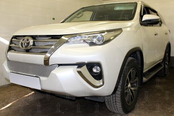 5 249 р. Защитная сетка в бампер (низ, ячейка 4х10 мм) Стрелка11 Премиум  Toyota Fortuner  AN160 (2015-2020) дорестайлинг (Хром)  с доставкой в г. Москва. Увеличить фотографию 4