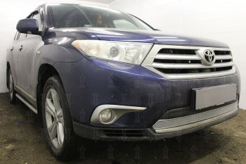 4 749 р. Защитная сетка в бампер (низ, ячейка 4х10 мм) Стрелка11 Премиум Toyota Highlander XU40 рестайлинг (2010-2013) (Хром)  с доставкой в г. Москва. Увеличить фотографию 2