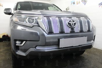 4 499 р. Защитная сетка в бампер (низ, ячейка 4х10 мм) Стрелка11 Премиум Toyota Land Cruiser Prado J150 2-ой рестайлинг (2017-2020) (Хром)  с доставкой в г. Москва. Увеличить фотографию 2