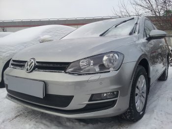 4 199 р. Защитная сетка в бампер (низ, ячейка 4х10 мм) Стрелка11 Премиум Volkswagen Golf 7 дорестайлинг, хэтчбэк 5 дв. (2012-2017) (Чёрная)  с доставкой в г. Москва. Увеличить фотографию 3