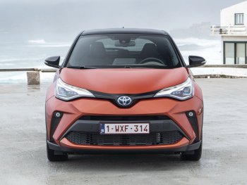 16 699 р. Капот BodyParts Toyota C-HR NGX10, ZGX10 рестайлинг (2019-2024) (Неокрашенный)  с доставкой в г. Москва. Увеличить фотографию 2