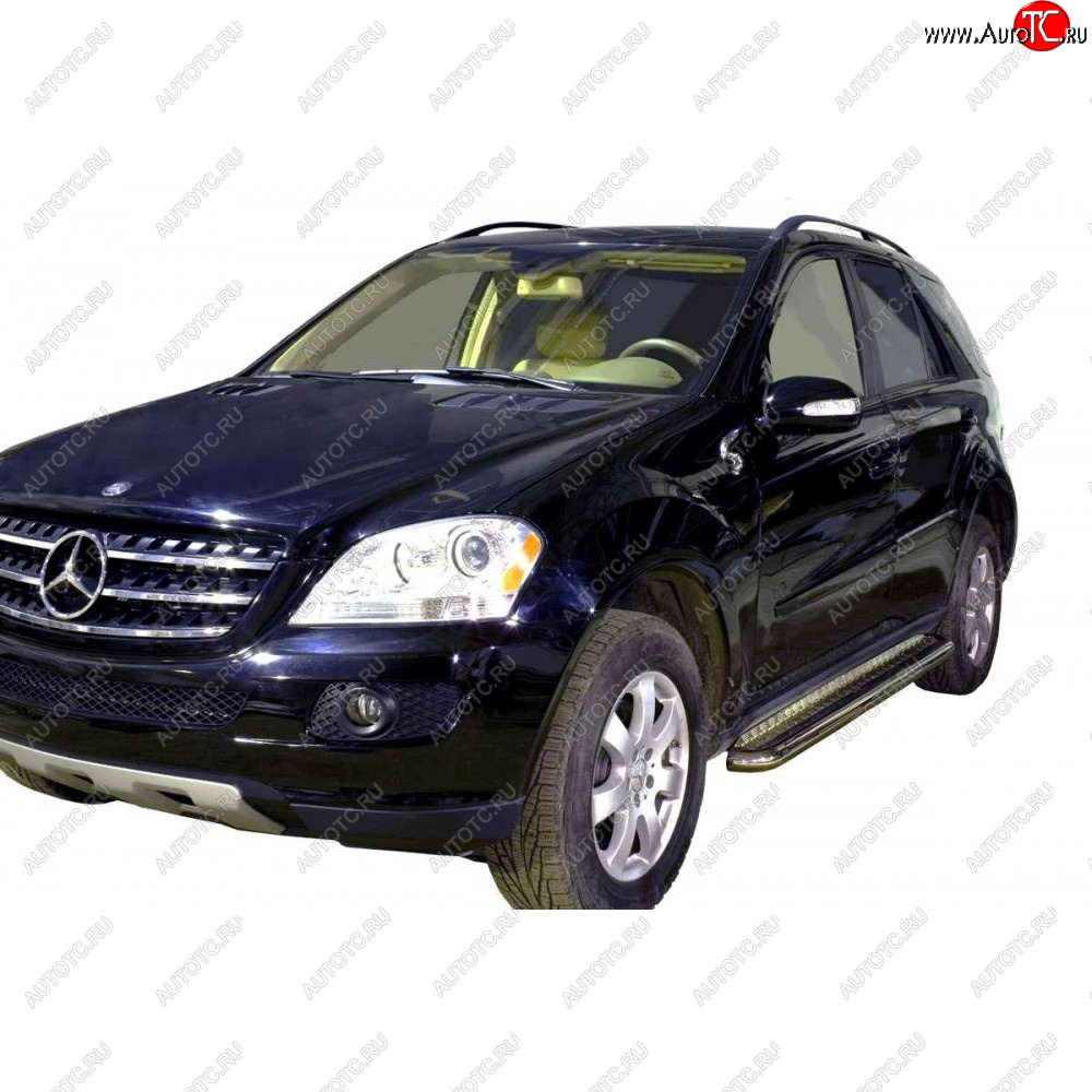 11 699 р. Защита порогов с алюминиевым листом d63.5, Техно Сфера  Mercedes-Benz ML class ( W163,  W164,  W166) (1997-2015) дорестайлинг, рестайлинг, дорестайлинг, рестайлинг (Черный матовый)  с доставкой в г. Москва