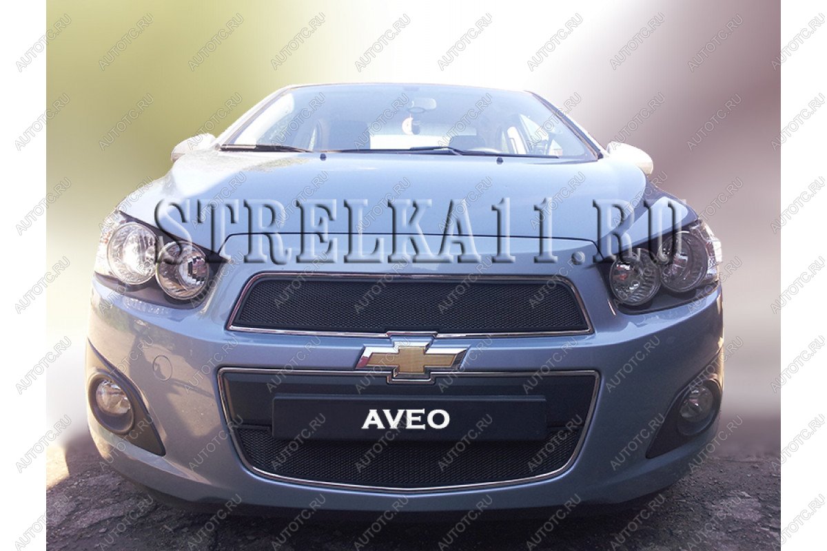 799 р. Зимняя заглушка решетки радиатора (верх) Стрелка11  Chevrolet Aveo  T300 (2011-2015) седан, хэтчбек (черная)  с доставкой в г. Москва