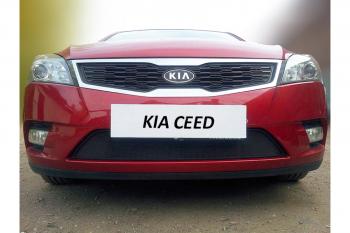 969 р. Зимняя заглушка решетки радиатора Стрелка11  KIA Ceed  1 ED (2010-2012) рестайлинг универсал, рестайлинг, хэтчбэк 5 дв. (черная)  с доставкой в г. Москва. Увеличить фотографию 2