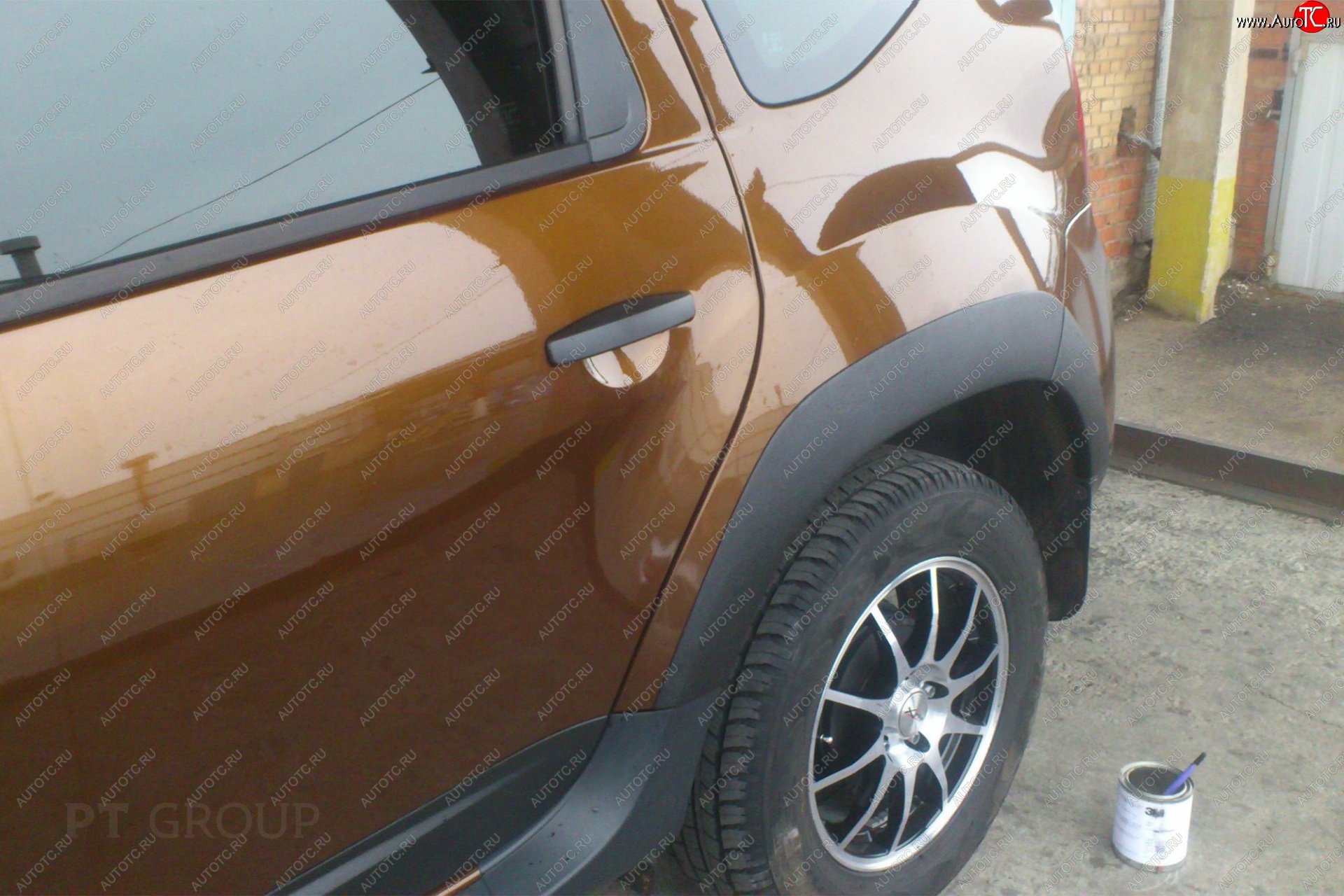 5 999 р. Комплект накладок на колёсные арки Petroil Tuning Renault Duster HS рестайлинг (2015-2021) (Текстурная поверхность)  с доставкой в г. Москва