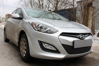 3 169 р.           Защита радиатора Hyundai i30 2013-2015 black Hyundai I30 2 GD дорестайлинг, хэтчбэк 5 дв. (2011-2015) (черная)  с доставкой в г. Москва. Увеличить фотографию 1