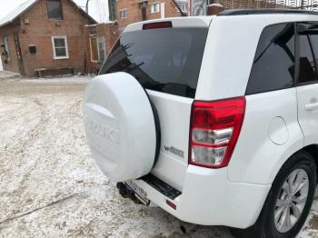 6 949 р. Пластиковый колпак запасного колеса SUZUKI (верхняя часть, 225/70/16)  Suzuki Grand Vitara ( FTB03 3 двери,  3TD62, TL52 5 дверей,  JT 5 дверей,  JT 3 двери,  JT) - Grand Vitara XL7 (неокрашенный)  с доставкой в г. Москва. Увеличить фотографию 13