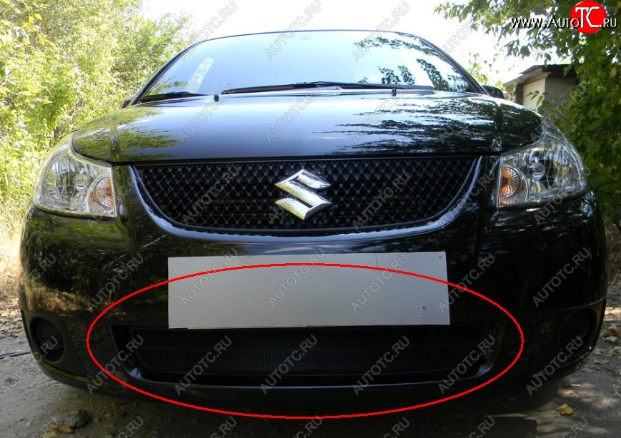 1 469 р. Защитная решётка в воздуховод автомобиля (седан) Russtal (черная) Suzuki SX4 GYA,GYB  рестайлинг, хэтчбэк (2010-2016)  с доставкой в г. Москва