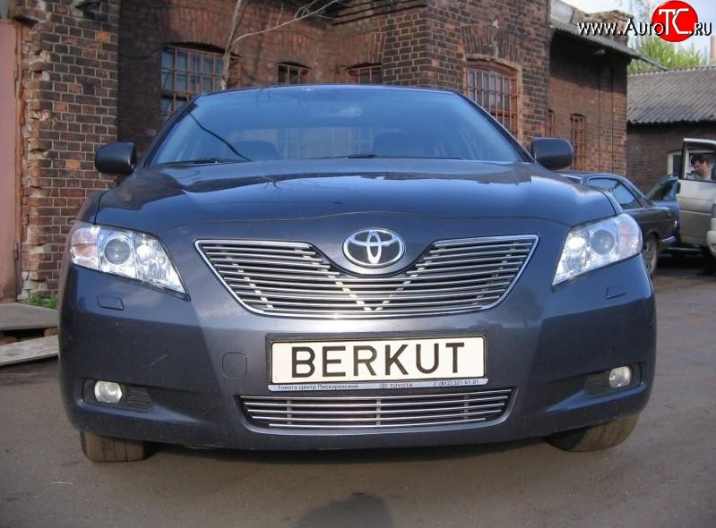 5 199 р. Декоративная вставка воздухозаборника Berkut Toyota Camry XV40 рестайлинг (2009-2011)  с доставкой в г. Москва