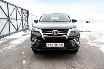 10 249 р. Защита переднего бампера Slitkoff (Ø 57 мм, волна).  Toyota Fortuner  AN160 (2015-2020) дорестайлинг (Сталь с полимерным покрытием. Цвет: черный)  с доставкой в г. Москва. Увеличить фотографию 1