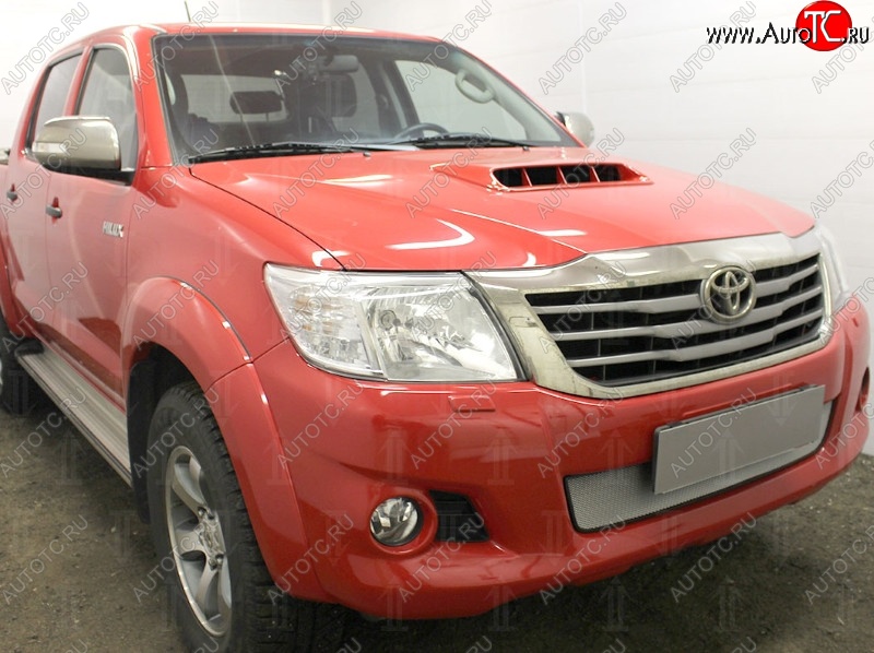 1 569 р. Защитная решётка в воздуховод автомобиля Russtal  Toyota Hilux  AN20,AN30 (2011-2016)  2-ой рестайлинг (хром)  с доставкой в г. Москва