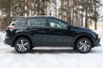 34 999 р. Широкая защита порогов с трубой диаметром 42 мм SLITKOFF v3  Toyota RAV4  XA40 (2015-2019) 5 дв. рестайлинг  с доставкой в г. Москва. Увеличить фотографию 2