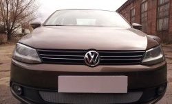 1 539 р. Сетка на бампер Russtal (хром) Volkswagen Jetta A6 седан дорестайлинг (2011-2015)  с доставкой в г. Москва. Увеличить фотографию 2