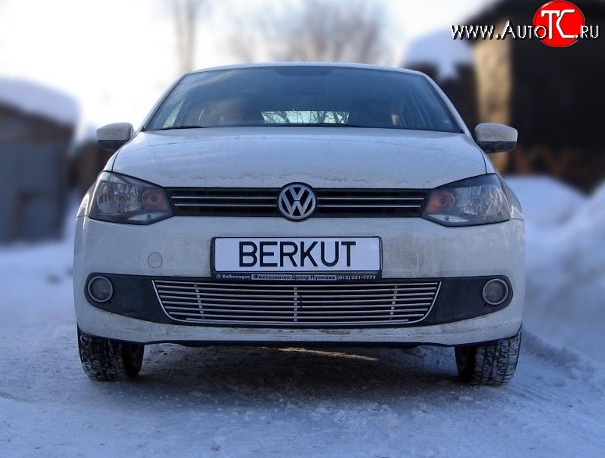 5 599 р. Декоративная вставка воздухозаборника Berkut Volkswagen Polo 5 седан дорестайлинг (2009-2015)  с доставкой в г. Москва